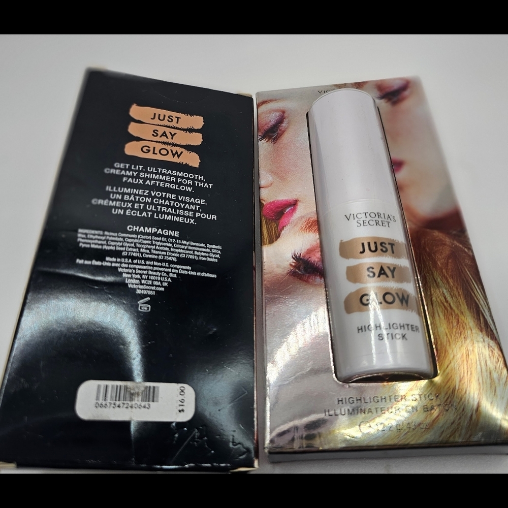 Victoria's Secret Just Say Glow Highlighter Stick - Champagne Gold